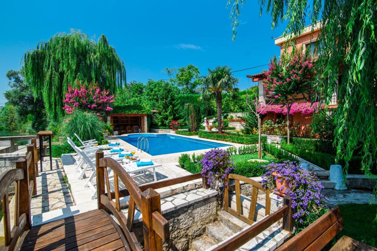 Villa Old Garden